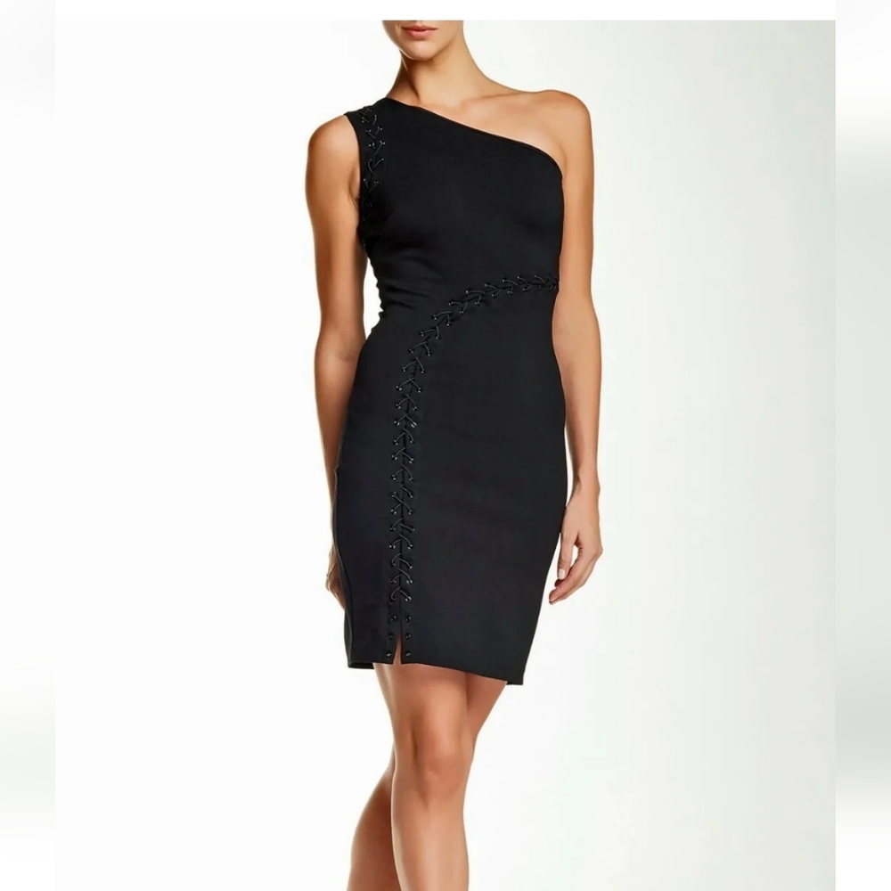 HALSTON HERITAGE Black One Shoulder Ponte Dress Size 6 $525.00 Stretch